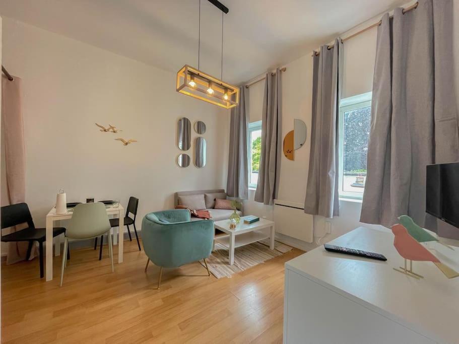 Apartment Le Moineau -poterne -parking Gratuit -calme-centre *